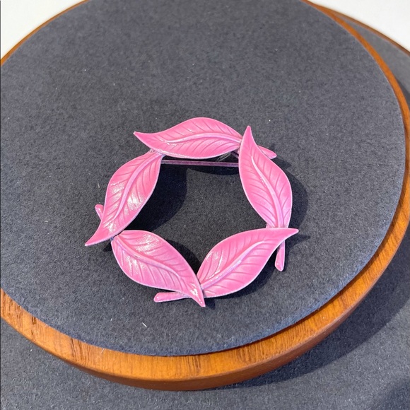 Vintage pink brooch bright Barbie antique 60s pin costume neon MCM - Picture 2 of 4